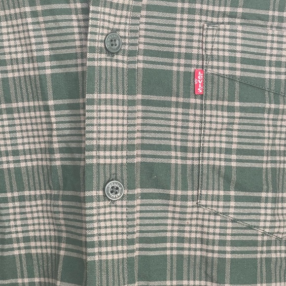 Levi's Vintage Style Men's Green Plaid Shirt Small - Picture 4 of 14